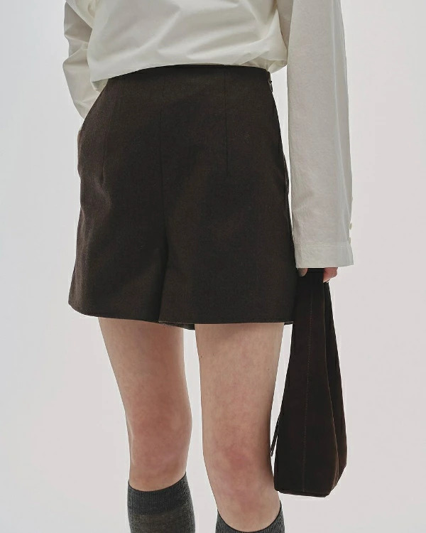 【即納】TODAYFUL トゥデイフル LIFEs ライフズ　Wool Twill Shortpants ウールツイルショートパンツ 12520715 吉田怜香【2025】【AW】【2025夏秋】【2025AW】【入荷】