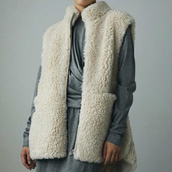 【即納】anuke アンヌーク anuke　Eco Fur Vest エコファーベスト 62420102 船曳ひろみ【2024】【AW】【2024秋冬】【2024AW】【入荷】