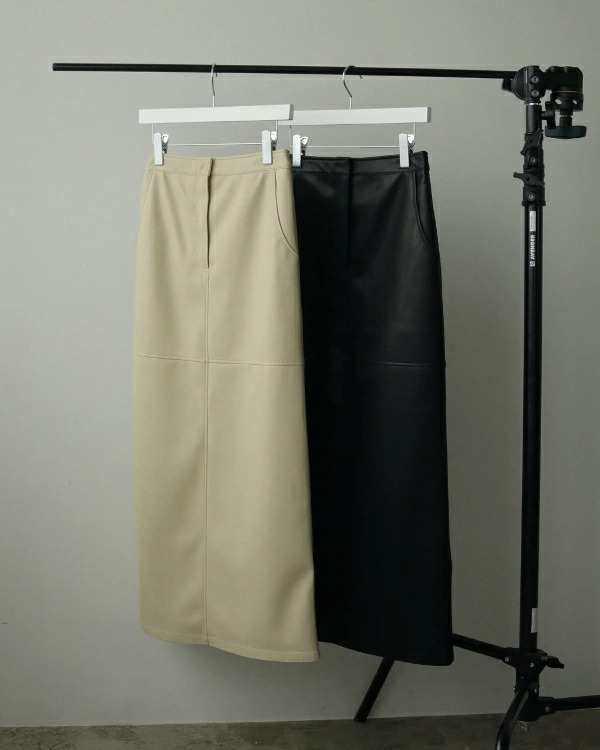 【即納】anuke アンヌーク anuke　Ecoleather Tight Skirt エコレザータイトスカート 62420804 船曳ひろみ【2024】【AW】【2024秋冬】【2