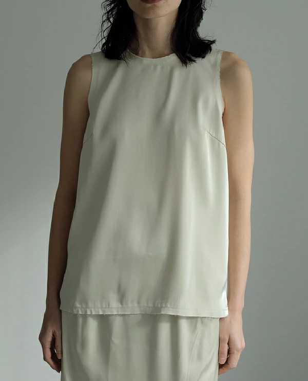 即納】?nuke アンヌーク anuke Satin Tanktop サテンタンクトップ