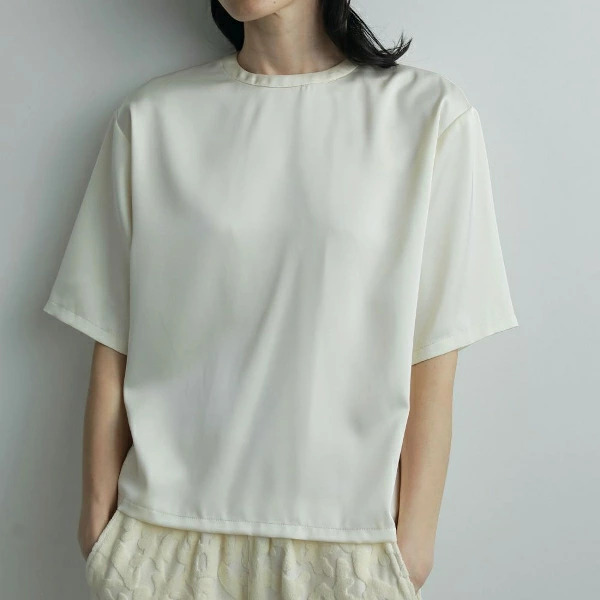 【即納】anuke アンヌーク anuke　Satin Over Tops サテンオーバートップス 62520411 船曳ひろみ【2025】【AW】【2025夏秋】【2025AW】【入荷】