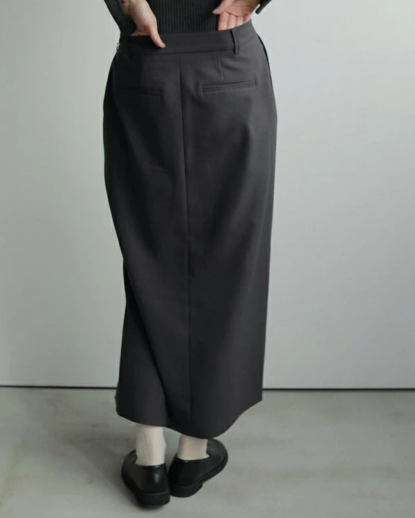 【即納】anuke アンヌーク anuke　Heather Stretch Middleskirt ヘザーストレッチミドルスカート 62520801 船曳ひろみ【2025】【AW】【2025夏秋】【2025AW】【入荷】 即納】anuke アンヌーク anuke Heather Stretch Middleskirt ヘザー