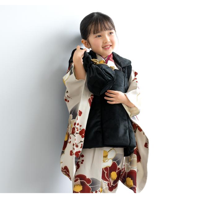 七五三 着物 3歳 レトロ 被布 2025新作 販売 女の子 三歳 着物セット 被布コート 襦袢 草履 セット floro かわいい おしゃれ ベージュ 黒 花柄 和装 女児 子供 送料無料_3