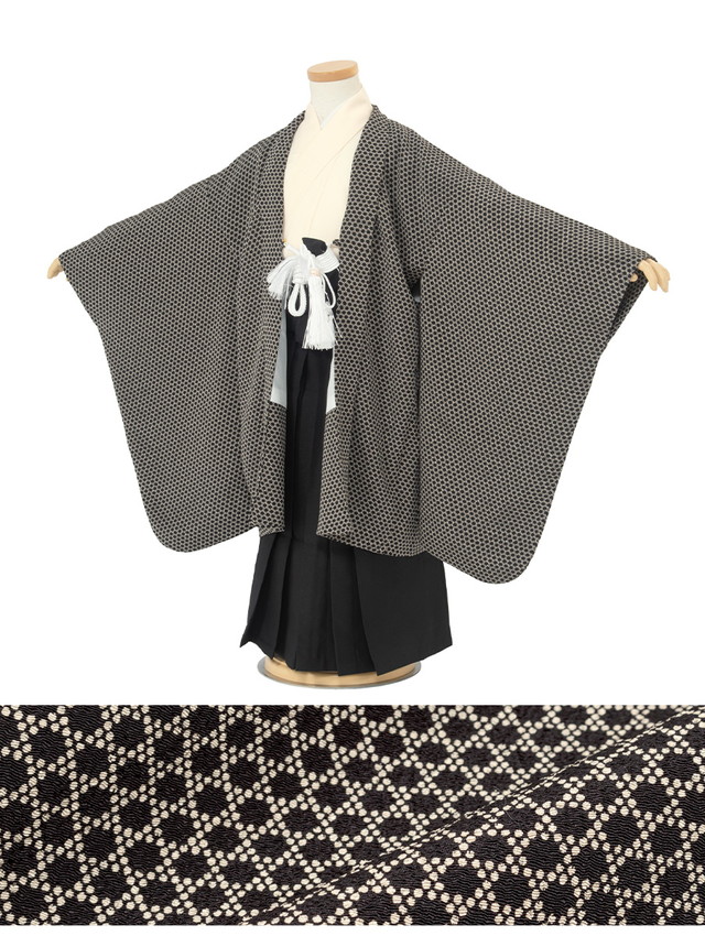 七五三 着物 3歳 販売 三歳 着物 男の子 袴 江戸小紋柄 黒系 クリームホワイト 籠目小紋 無地 レトロ モダン 和服 和装 子供 送料無料_1
