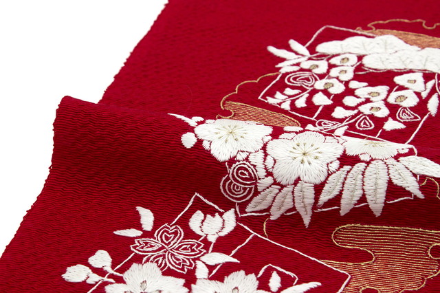 半襟 刺繍 振袖 成人式 半衿 卒業式 袴用 赤 レッド 源氏香 雪輪文 梅 松 桜 手刺繍 蘇州刺繍 縮緬 ちりめん 正絹 和想庵 フォーマル 和装小物 女性 レディース 日本製 送料無料 半襟 刺繍 振袖 成人式 半衿 卒業式 袴用 赤 レッド 源氏香 雪輪文 梅