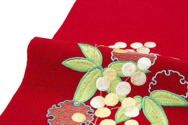 半襟 刺繍 振袖 成人式 半衿 卒業式 袴用 赤系 レッド 南天 雪輪