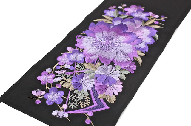 半襟 刺繍 黒 振袖 成人式 半衿 大桜刺繍 日本製 シルドール大柄刺繍