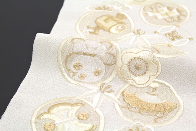 半襟 刺繍 振袖 成人式 半衿 白 アイボリー 吉祥文様 縮緬 結婚式 フォーマル 日本製_1