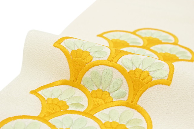 半襟 刺繍 振袖 成人式 半衿 卒業式 袴用 白 オフホワイト 黄色 イエロー