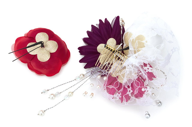 成人式 髪飾り 成人式の髪飾り 2点セット 赤紫 レッドパープル ホワイト 花 リボン パール 振袖向き 卒業式 袴向き はかま 結婚式 ドレス 婚礼 ヘアアクセサリー 髪かざり 日本製 和装 成人式 髪飾り 成人式の髪飾り 2点セット 赤紫 レッドパープル