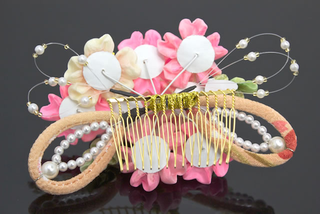 成人式 髪飾り 成人式の髪飾り つまみ細工 卒業式 振袖 桜 ピンク