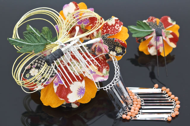 成人式 髪飾り 成人式の髪飾り 2点セット 黄色 イエロー 牡丹 ぼたん 花 コサージュ 卒業式 振袖 袴 前撮り 髪留め ヘアアクセサリー 和装 成人式 髪飾り 成人式の髪飾り 2点セット 黄色 イエロー 牡丹 ぼたん