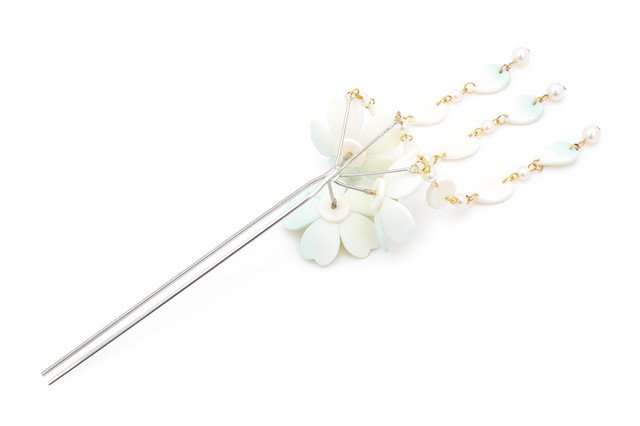 【Ai】flua 花びらかんざし 【2点セット】 Ai】flua 花びらかんざし 【2点セット】 flua 花びらかんざし 2