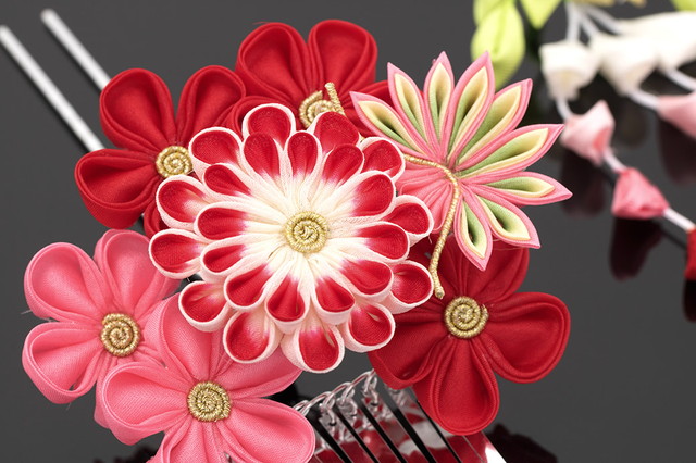 成人式 髪飾り 成人式の髪飾り つまみ細工 簪 かんざし 2点セット 赤