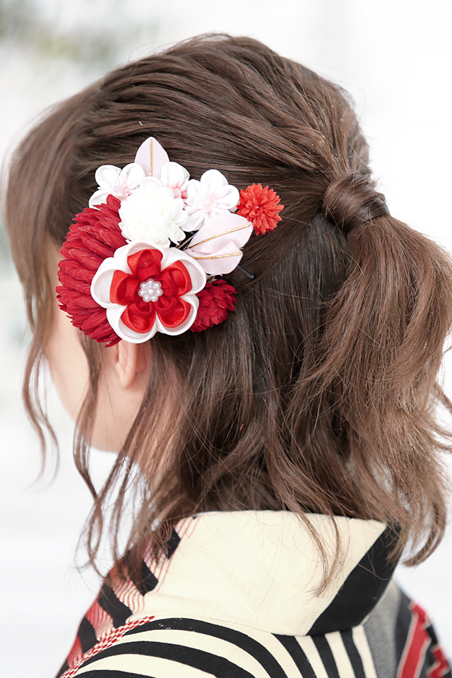 成人式 髪飾り 成人式の髪飾り 2点セット 赤系 レッド 白 梅