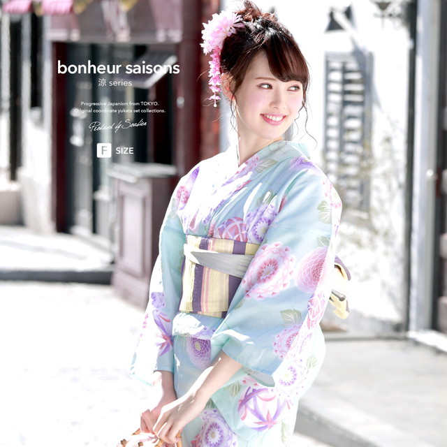 浴衣セット レディース レトロ 浴衣セット 大人 3点セット 水色 ブルー アイボリー 紫 ダリア ピンポンマム 花 手鞠 流水 ラメ 綿 半幅帯 女性 ボヌールセゾン フリーの通販は 14,903円