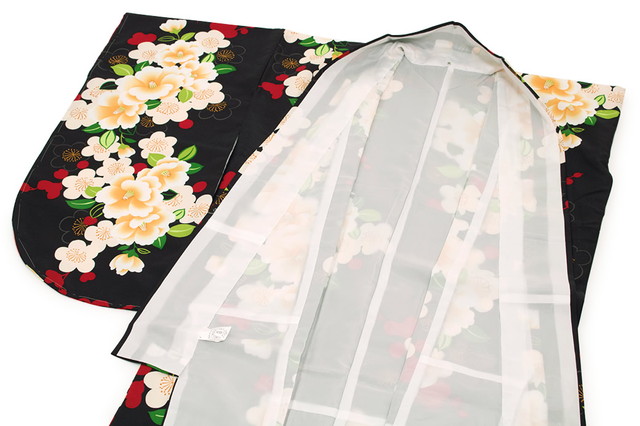 二尺袖着物 単品 仕立て上がり ボヌールセゾン ショート丈 黒×白 椿柄 二尺袖着物 単品 仕立て上がり ボヌールセゾン ショート丈 黒×白 椿柄