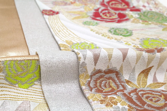 【未仕立て】袋帯 振袖用 白 オフホワイト 金銀色 薔薇 バラ 菱 花 六通柄 京都西陣 2409 酒井守 成人式 フォーマル 日本製 送料無料 未仕立て】袋帯 振袖用 白 オフホワイト 金銀色 薔薇 バラ 菱 花 六通