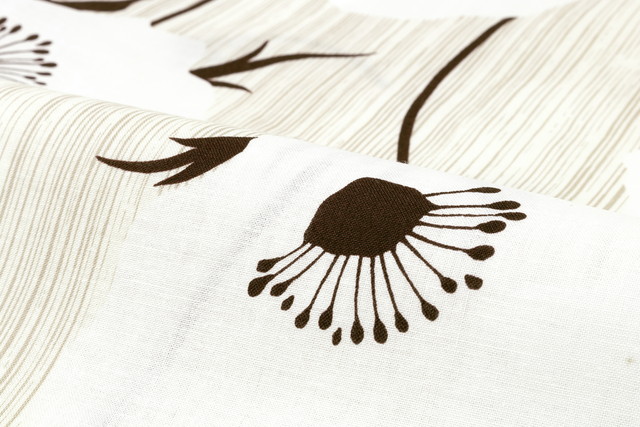 浴衣 レディース クリーム 薄黄色 白 ポピー 花 フラワー 雨縞 綿 夏