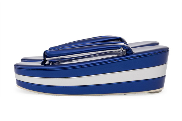 成人式 草履 振袖 厚底 袴 卒業式 ぞうり 盛装 青 ブルー シンプル エナメル 三枚芯 クッション ゾウリ レディース 女性用 送料無料の通販は