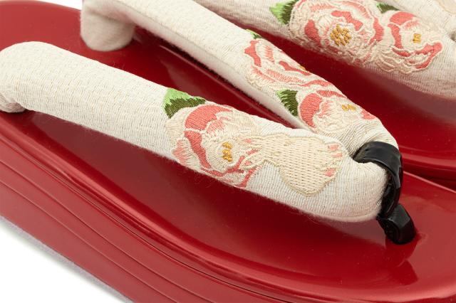 振袖 草履 厚底 成人式 レディース うさぎ 赤 白 卒業式 袴 女性 痛くない 着物 フォーマル 礼装 三枚芯 フリーサイズ 送料無料 振袖 草履 厚底 成人式 レディース うさぎ 赤 白 卒業式 袴 女性 痛く