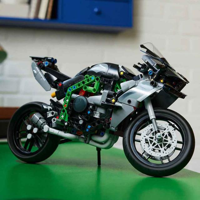 おもちゃ 玩具 ブロック プレゼント 誕生日 クリスマス 小学生 のりもの LEGO Kawasaki Ninja H2R バイク 42170 TECHNIC おもちゃ 玩具 ブロック プレゼント 誕生日 クリスマス 小学生 のりもの LEGO 送料無料_5