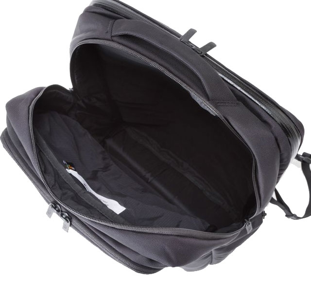 送料無料 バックパック リュックサック メンズ レディース SS 春夏 新作 夏新作 秋新作 人気 流行 定番 2025 ザ・ノース・フェイス NM82329 24.5L バッグ シャトルデイパック かばん 通勤 通学 旅行 アウトドア PC収納 ビジネス シンプル 紺 黒