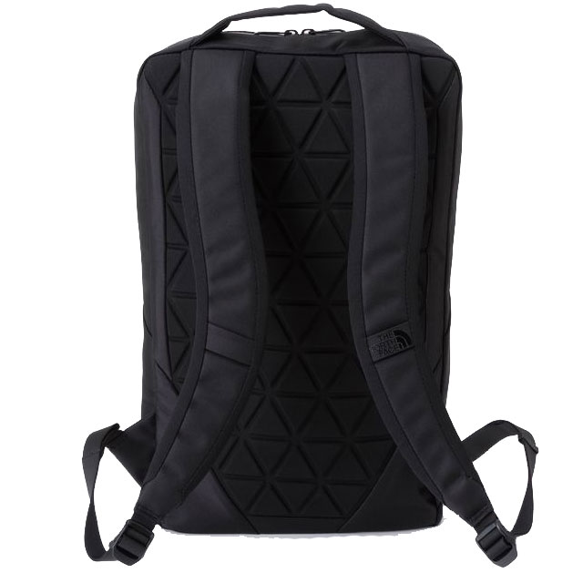 送料無料 バックパック リュックサック メンズ レディース SS 春夏 新作 夏新作 秋新作 人気 流行 定番 2025 ザ・ノース・フェイス NM82330 15.5L デイバッグ シャトルデイパックスリム バッグ かばん 通勤 通学 旅行 アウトドア PC収納 ビジネス シンプル 紺 黒