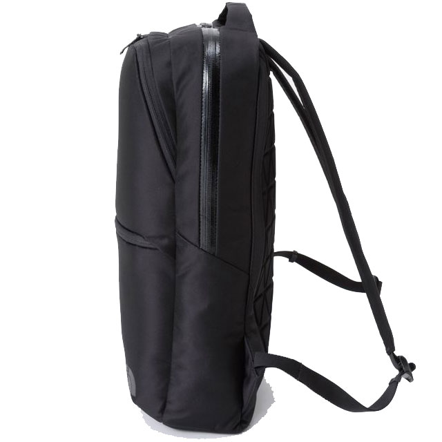 送料無料 バックパック リュックサック メンズ レディース SS 春夏 新作 夏新作 秋新作 人気 流行 定番 2025 ザ・ノース・フェイス NM82330 15.5L デイバッグ シャトルデイパックスリム バッグ かばん 通勤 通学 旅行 アウトドア PC収納 ビジネス シンプル 紺 黒