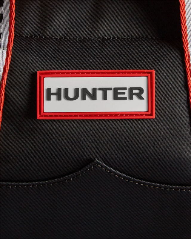 送料無料 ハンター HUNTER 2.17L 2WAY UBS1203KBM メンズ レディース FW 秋冬 新作 秋新作 冬新作 人気 流行 定番 2024 2025 ショルダーバッグ ハンドバッグ ナイロン ミニ トップ クリップ トート 斜め掛け カバン 肩掛け バック 旅行 小さめ 手持ち ソフト ブラック 黒 鞄
