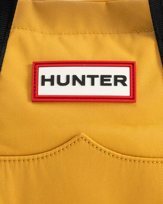 送料無料 ハンター HUNTER 2.17L 2WAY UBS1203KBM メンズ レディース FW 秋冬 新作 秋新作 冬新作 人気 流行 定番 2024 2025 ショルダーバッグ ハンドバッグ ナイロン ミニ トップ クリップ トート 斜め掛け カバン 肩掛け バック 旅行 小さめ 手持ち ソフト ブラック 黒 鞄