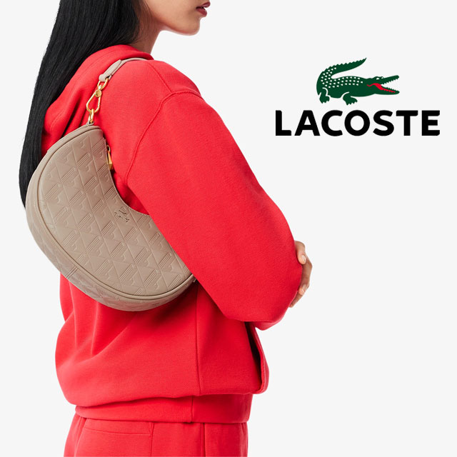 送料無料 ショルダーバッグ レディース SS 春夏 新作 夏新作 秋新作 人気 流行 定番 2025 ラコステ LACOSTE NF4710 BAG マヘキ レザーショルダーバッグ 肩掛け 斜め掛け バック ムーンバッグ バナナバッグ 小物 わに 鰐 モノグラム お出かけ プレゼント 型押し 鞄 ベージュ