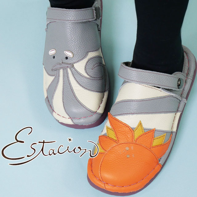 送料無料 サボサンダル レディース AW 秋冬 新作 秋新作 冬新作 人気 流行 定番 2025 エスタシオン Estacion 2way TGXE653 履きやすい 靴 クロッグサンダル 疲れない レザーシューズ 本革 痛くないカジュアルシューズ グレー/コンビ 太陽 雲 風 天気