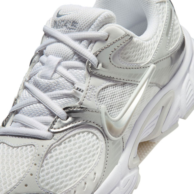 送料無料 スニーカー ランニングシューズ ローカット レディース SS 春夏 新作 春新作 夏新作 ナイキ NIKE 2026 W V5 RNR HQ7901 112 ウィメンズ /_6