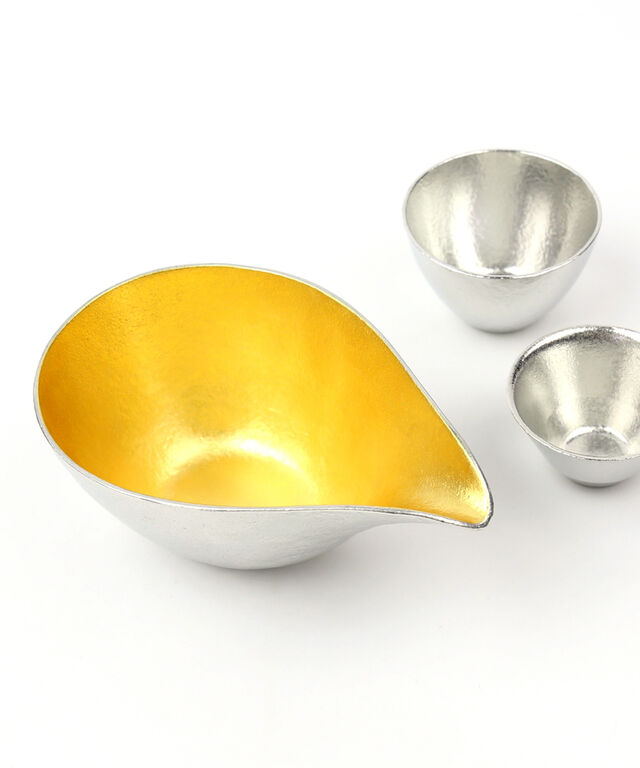 ノウサク 片口 大 金箔 511210 能作/NOUSAKU SAKEPITCHER-L-G 国内正規品 220309 送料無料 ギフト バレンタイン 誕生日 お祝い