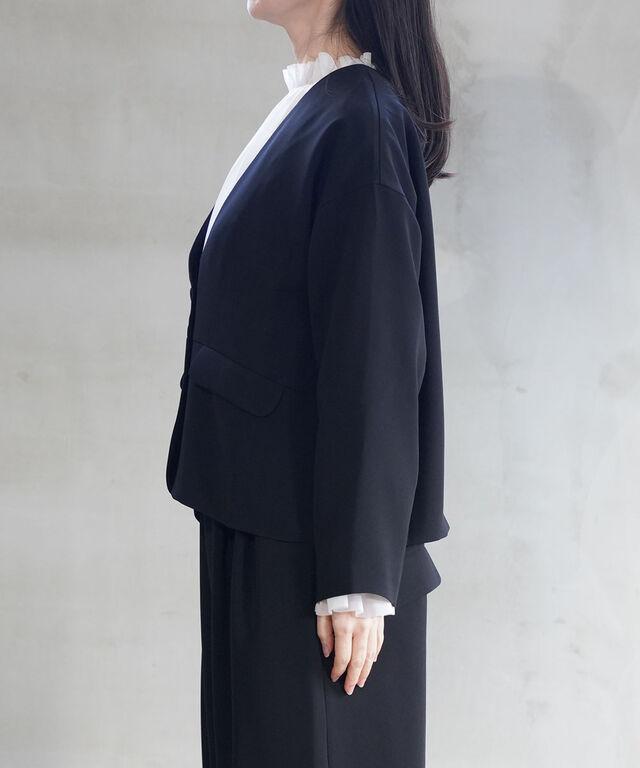 ツムグ ソアパールコンパクト ノーカラージャケット tumugu TB21440 国内正規品 2026春夏新作 送料無料 フォーマル オケージョン セレモニー ハレの日 パーティ お呼ばれ 結婚式 シンプル きれい ジャケット ノーカラー ゆったり着やすい 柔らかい 小柄さん 低身長