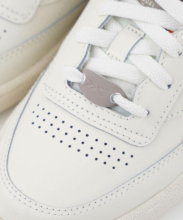 リーボック クラブシー 85 CLUB C 85 Reebok CLUB-C-85 国内正規品 220409 送料無料