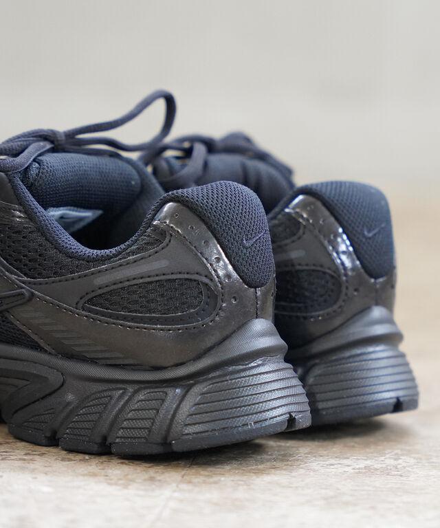 ナイキ ウィメンズ V5 ランナー NIKE HQ7901 国内正規品220509 送料無料