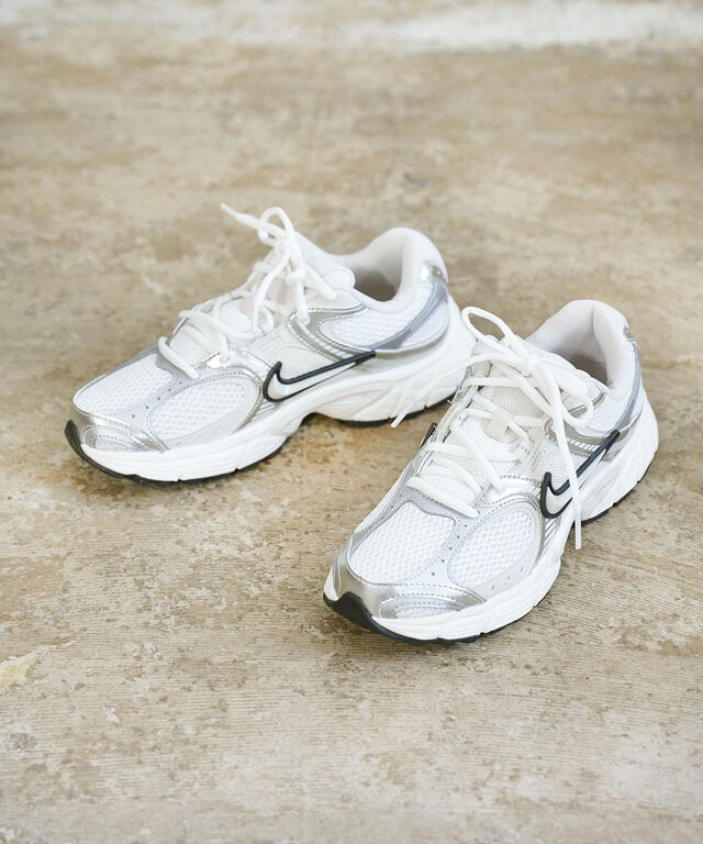 ナイキ ウィメンズ V5 ランナー NIKE HQ7901-104 国内正規品 2026春夏新作 送料無料