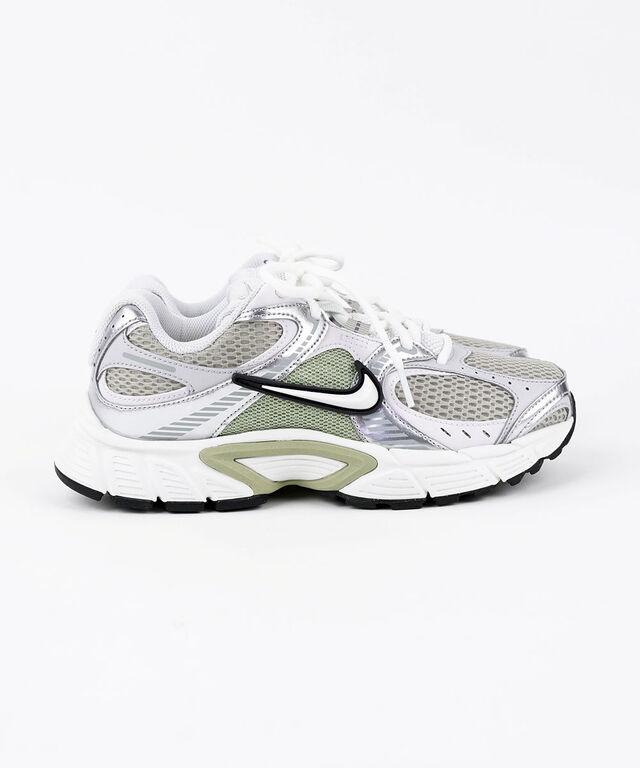 ナイキ ウィメンズ V5 ランナー NIKE HQ7901-301 国内正規品 2026春夏新作 送料無料