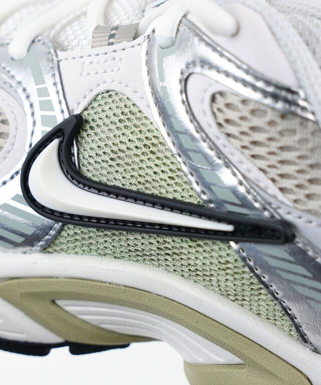 ナイキ ウィメンズ V5 ランナー NIKE HQ7901-301 国内正規品 2026春夏新作 送料無料