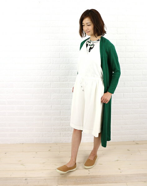 DES PRES(デ・プレ) アセテート スラブバックサテンVネック ノースリーブ ハーフ丈サロペット・22-06-52-06303・0171501    レディース 女性 誕生日プレゼント ギフト 正規品 新品