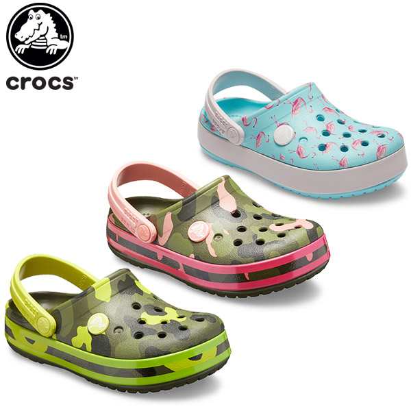 different colored crocs