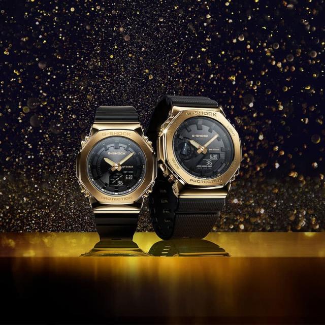 カシオ 腕時計 CASIO 時計 カシオ CASIO Gショック ゴールド ブラック G-SHOCK METAL COVERED 男性 向け メンズ 高級 GM-2100G-1A9JF 人気 おすすめ おしゃれ ブランド プレゼント ギフト 防水 アウトドア キャンプ フェス 頑丈 8角形 八角形 オクタゴン_11