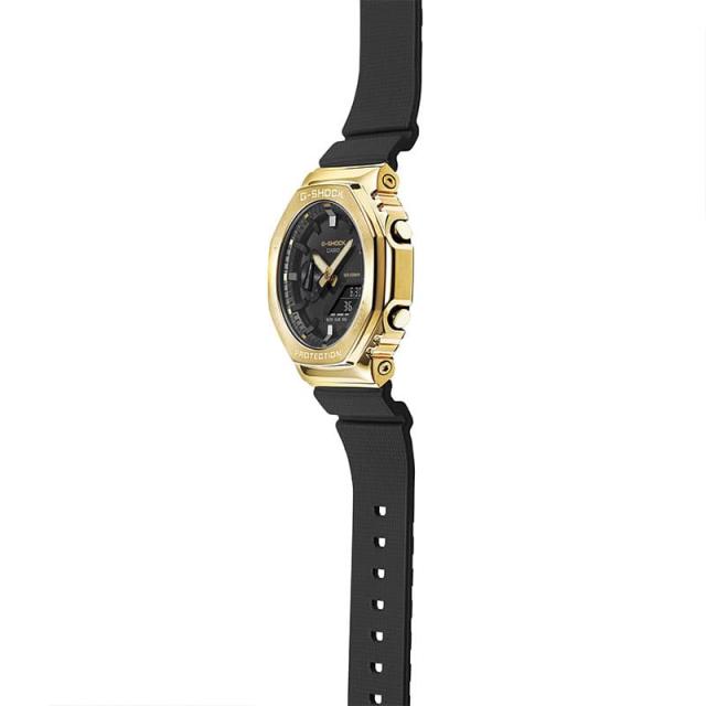 カシオ 腕時計 CASIO 時計 カシオ CASIO Gショック ゴールド ブラック G-SHOCK METAL COVERED 男性 向け メンズ 高級 GM-2100G-1A9JF 人気 おすすめ おしゃれ ブランド プレゼント ギフト 防水 アウトドア キャンプ フェス 頑丈 8角形 八角形 オクタゴン_4