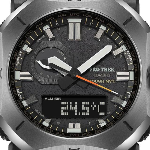 CASIO PRO TREK ブラック腕時計 Casio Men's ProTrek Angler Line Carbon Bezel Titanium Belt