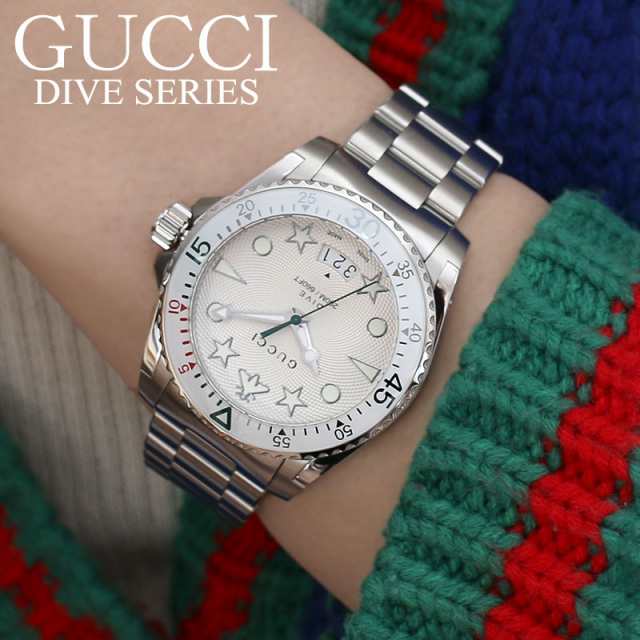 【お揃い ペア に】ユニセックス グッチ 腕時計 GUCCI 時計 ダイヴ DIVE YA136336 男性 女性 メンズ レディース ホワイト 白  シルバー メ｜au PAY マーケット