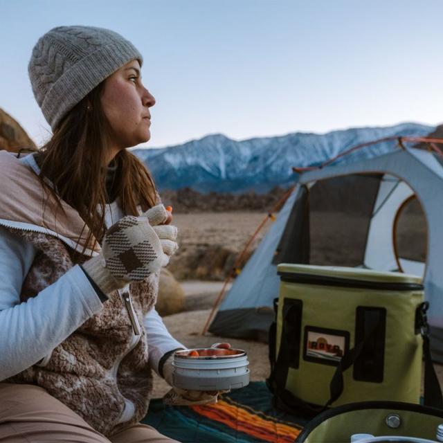 SALE50%OFF ROVR PRODUCTS (ローバー プロダクツ) TravelR 35QT(33.1L) NAVY ソフトクーラーボックス BBQ バーベキュー