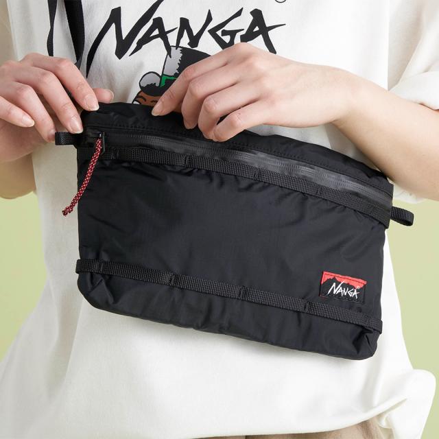 新品　NANGAナンガ　オーロラサコッシュ　黒 P10倍返品交換送料無料NANGA(ナンガ)&frasl;AURORA TEX SACOCHE(オーロラテックス サコッシュ)&frasl;ショルダーバッグ 防水  キャンプ アウトドア NA2441-3A199-A | MOONLOID