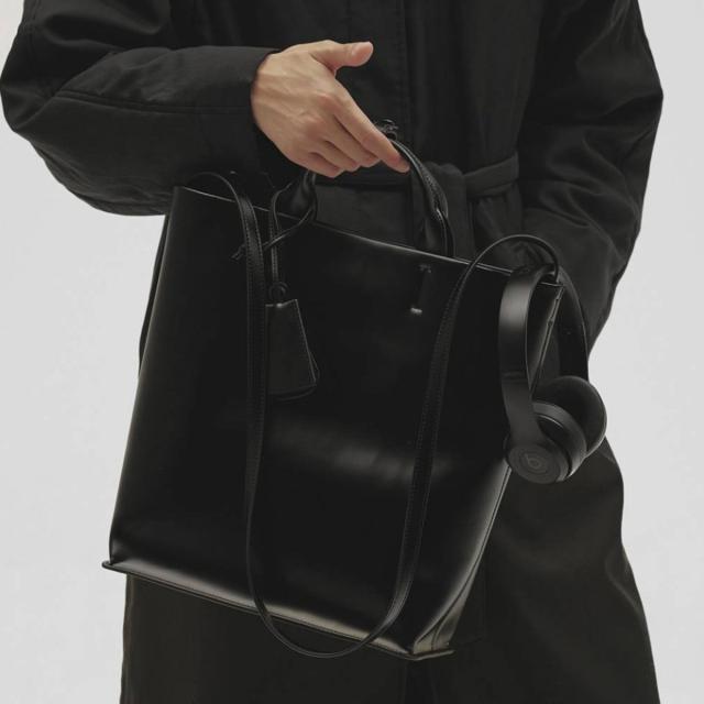 (予約)TODAYFUL トゥデイフル Useful Leather Bag L ユースフルレザーバッグL 12621041 (12月上旬以降入荷) BAG 牛床革リメイクレディース ショルダーストラップ デイリー 2026冬